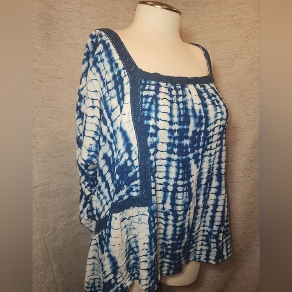 Lane Bryant Tops - Lane Bryant 22 Square Neck Tie-dye Crochet Trim Blue White